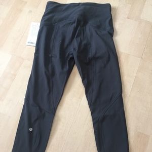 Lululemon Train Free 23"